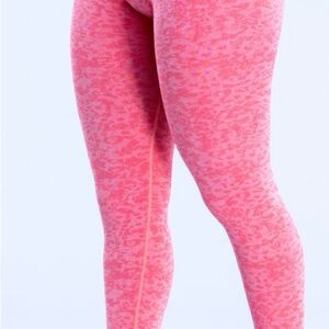 Dfyne revive coral leggings size medium